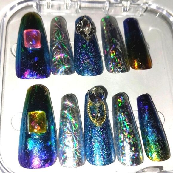 Hand crafted festive press on nails sz Large - Picture 5 of 8